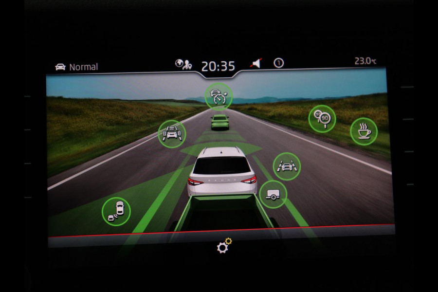 Škoda Kodiaq 1.5 TSI Sportline Business 7p. | Trekhaak | Memory | Stuur/stoel verwarming | Leder/alcantara | Carplay | Adaptive cruise | Camera | Park assist | Dodehoek detectie |