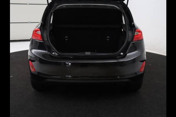 Ford Fiesta 1.0 EcoBoost Hybrid Titanium | Cruise control | Park assist | Climate control | Navigatie | Carplay | Lederen stuurwiel | Lane assist |