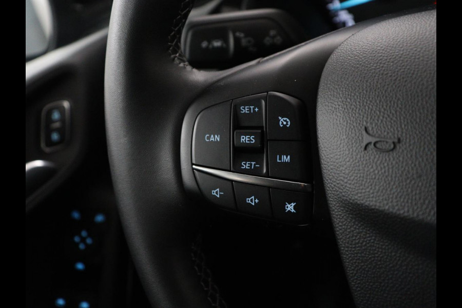 Ford Fiesta 1.0 EcoBoost Hybrid Titanium | Cruise control | Park assist | Climate control | Navigatie | Carplay | Lederen stuurwiel | Lane assist |