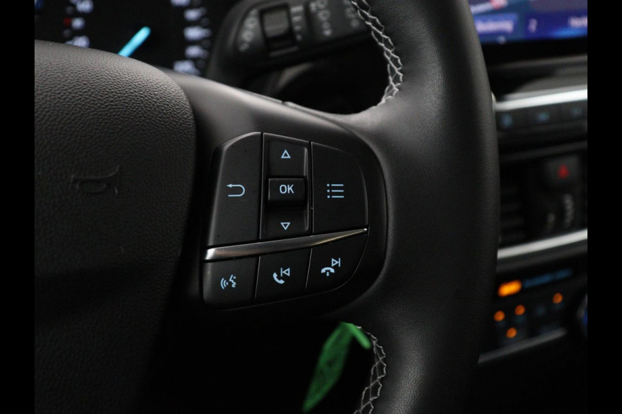 Ford Fiesta 1.0 EcoBoost Hybrid Titanium | Cruise control | Park assist | Climate control | Navigatie | Carplay | Lederen stuurwiel | Lane assist |