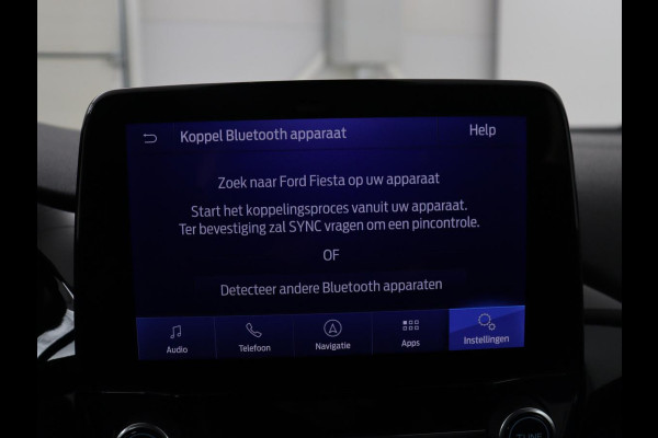Ford Fiesta 1.0 EcoBoost Hybrid Titanium | Cruise control | Park assist | Climate control | Navigatie | Carplay | Lederen stuurwiel | Lane assist |