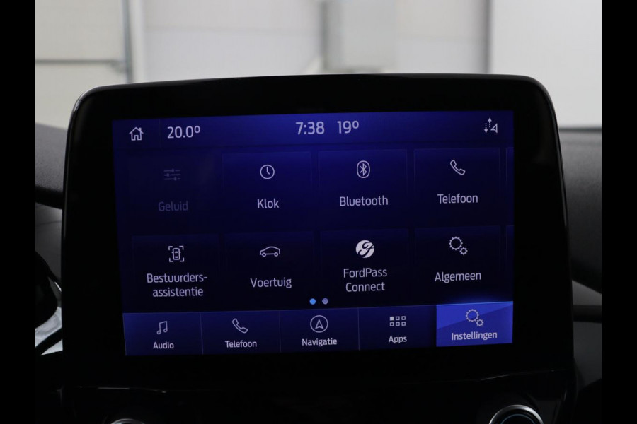 Ford Fiesta 1.0 EcoBoost Hybrid Titanium | Cruise control | Park assist | Climate control | Navigatie | Carplay | Lederen stuurwiel | Lane assist |