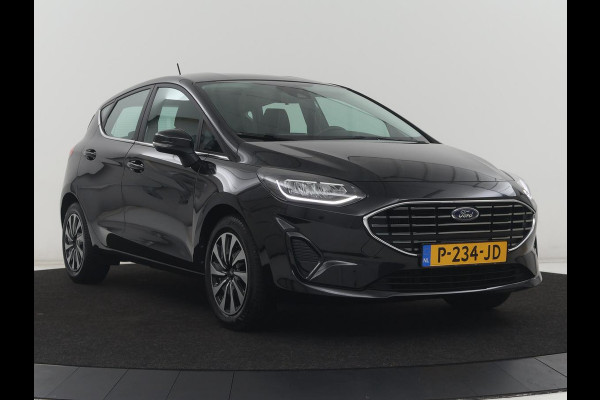 Ford Fiesta 1.0 EcoBoost Hybrid Titanium | Cruise control | Park assist | Climate control | Navigatie | Carplay | Lederen stuurwiel | Lane assist |