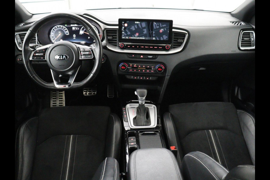 Kia ProCeed 1.5 T-GDI GT-Line | Panoramadak | Leder/alcantara | Stoel/stuur verwarming | Carplay | Cruise control | Climate control | Camera | Park assist |
