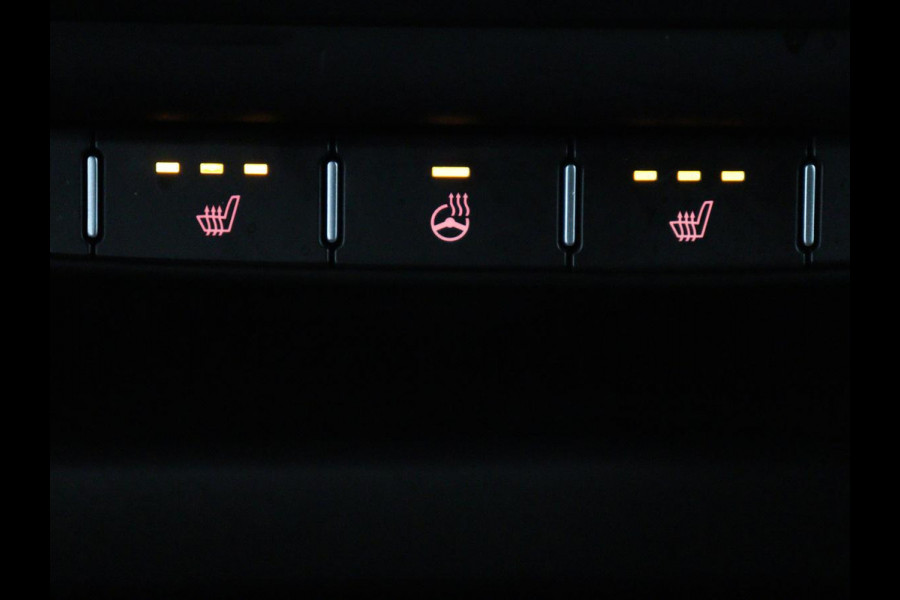 Kia ProCeed 1.5 T-GDI GT-Line | Panoramadak | Leder/alcantara | Stoel/stuur verwarming | Carplay | Cruise control | Climate control | Camera | Park assist |