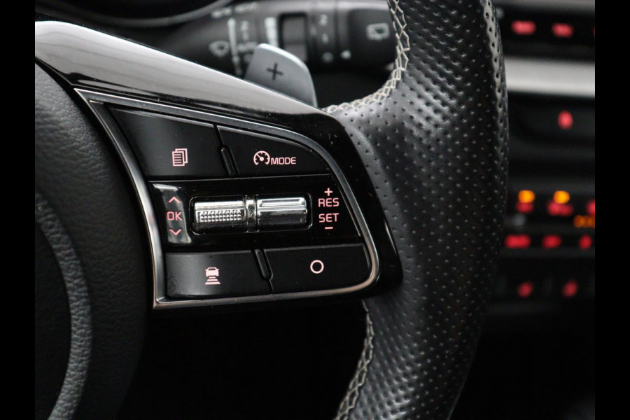 Kia ProCeed 1.5 T-GDI GT-Line | Panoramadak | Leder/alcantara | Stoel/stuur verwarming | Carplay | Cruise control | Climate control | Camera | Park assist |