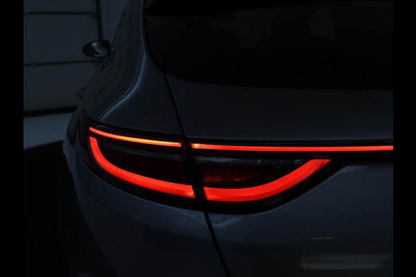 Kia ProCeed 1.5 T-GDI GT-Line | Panoramadak | Leder/alcantara | Stoel/stuur verwarming | Carplay | Cruise control | Climate control | Camera | Park assist |