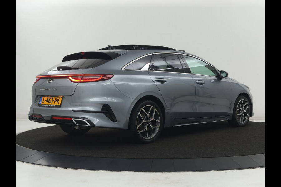 Kia ProCeed 1.5 T-GDI GT-Line | Panoramadak | Leder/alcantara | Stoel/stuur verwarming | Carplay | Cruise control | Climate control | Camera | Park assist |