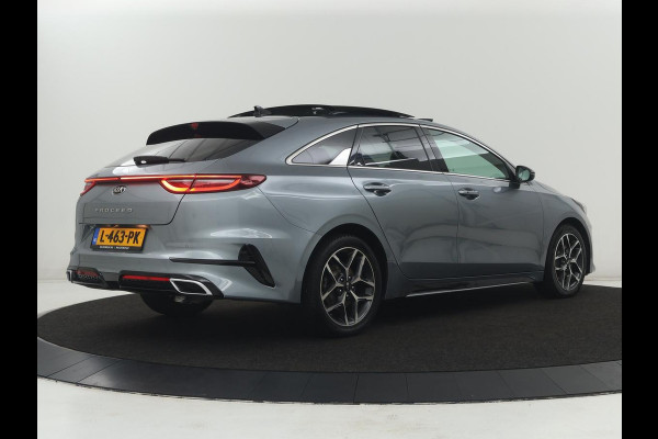 Kia ProCeed 1.5 T-GDI GT-Line | Panoramadak | Leder/alcantara | Stoel/stuur verwarming | Carplay | Cruise control | Climate control | Camera | Park assist |