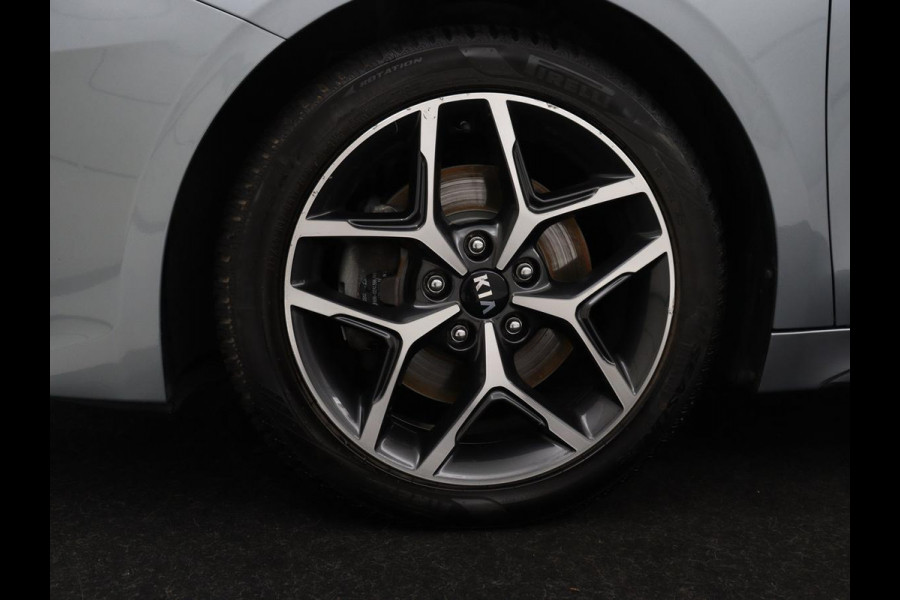 Kia ProCeed 1.5 T-GDI GT-Line | Panoramadak | Leder/alcantara | Stoel/stuur verwarming | Carplay | Cruise control | Climate control | Camera | Park assist |