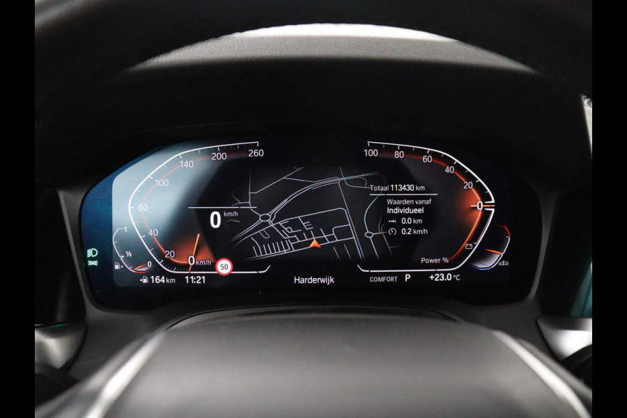 BMW 3 Serie Touring 318i Business Edition Plus | Leder | Stoelverwarming | Carplay | Virtueel dashboard | Cruise control | Climate control | Park assist | Full LED |