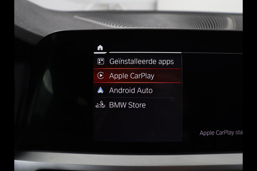 BMW 3 Serie Touring 318i Business Edition Plus | Leder | Stoelverwarming | Carplay | Virtueel dashboard | Cruise control | Climate control | Park assist | Full LED |