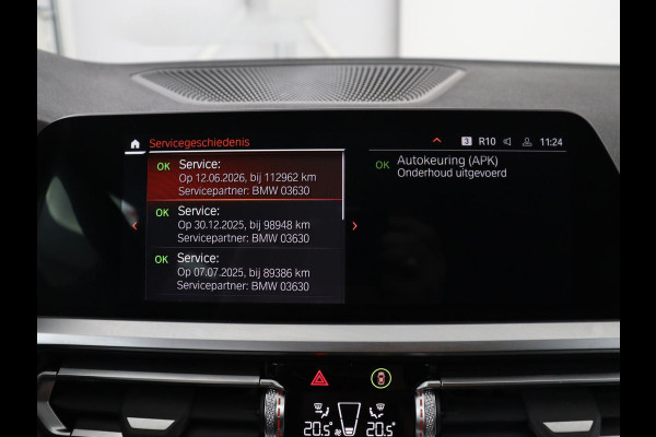 BMW 3 Serie Touring 318i Business Edition Plus | Leder | Stoelverwarming | Carplay | Virtueel dashboard | Cruise control | Climate control | Park assist | Full LED |
