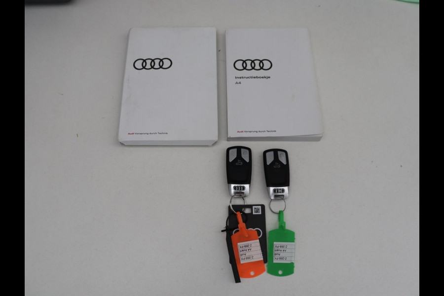 Audi A4 Avant 35 TFSI S edition Competition | Half Leder | Virtual Dashboard | Stoelverwarming | Cruise control | Park assist | Climate control | Drive select |