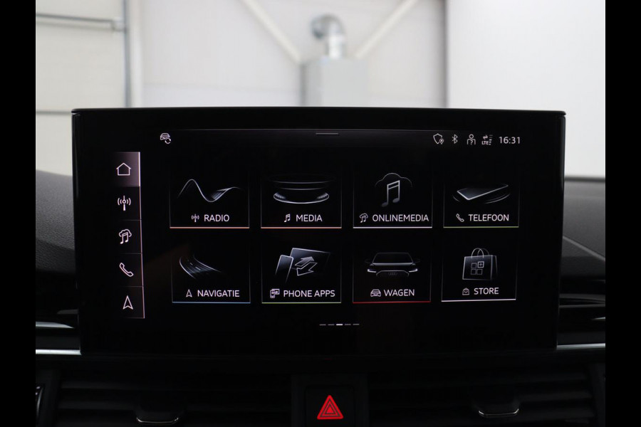 Audi A4 Avant 35 TFSI S edition Competition | Half Leder | Virtual Dashboard | Stoelverwarming | Cruise control | Park assist | Climate control | Drive select |