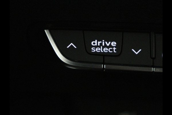 Audi A4 Avant 35 TFSI S edition Competition | Half Leder | Virtual Dashboard | Stoelverwarming | Cruise control | Park assist | Climate control | Drive select |