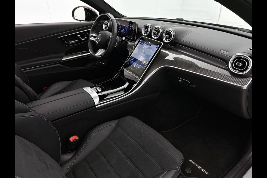 Mercedes-Benz CLE Coupé 300 e AMG Plug-In Hybride AMG Premium | Night Pakket | Digital Licht | Memory Voorstoelen | Stuur en Stoelverwarming Inclusief 24 maanden Mercedes-Benz Certified garantie voor Europa.