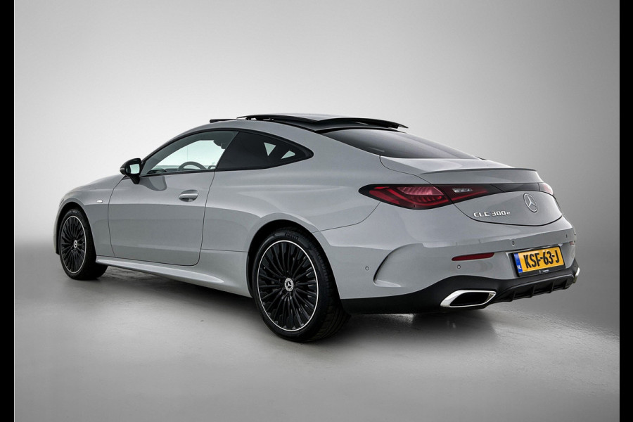 Mercedes-Benz CLE Coupé 300 e AMG Plug-In Hybride AMG Premium | Night Pakket | Digital Licht | Memory Voorstoelen | Stuur en Stoelverwarming Inclusief 24 maanden Mercedes-Benz Certified garantie voor Europa.