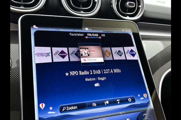 Mercedes-Benz CLE Coupé 300 e AMG Plug-In Hybride AMG Premium | Night Pakket | Digital Licht | Memory Voorstoelen | Stuur en Stoelverwarming Inclusief 24 maanden Mercedes-Benz Certified garantie voor Europa.