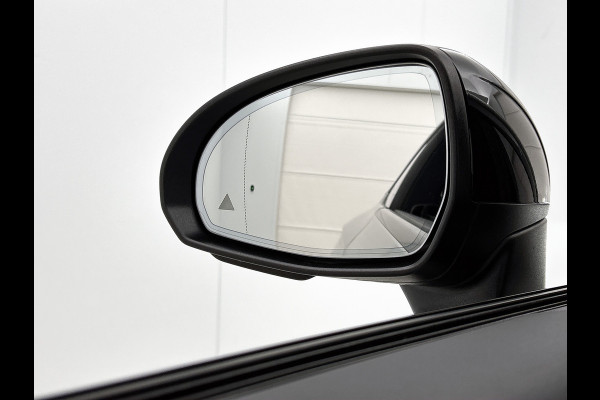 Mercedes-Benz CLE Coupé 300 e AMG Plug-In Hybride AMG Premium | Night Pakket | Digital Licht | Memory Voorstoelen | Stuur en Stoelverwarming Inclusief 24 maanden Mercedes-Benz Certified garantie voor Europa.