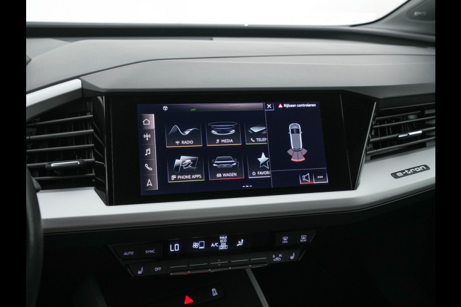 Audi Q4 e-tron 40 Launch edition 77 kWh [3-Fase-11kW] {SoH-94%} (INCL.BTW) *ADAPTIVE-CRUISE | SONOS-SOUND | HEATED-COMFORTSEATS | DIGI-COCKPIT | DAB+ | PRIVACY-GLASS | ECC | PDC | 20''ALU*