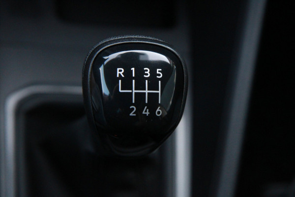 Volkswagen Caddy Cargo 2.0 TDI 102PK Comfort / Trekhaak / App connect / Multi stuur
