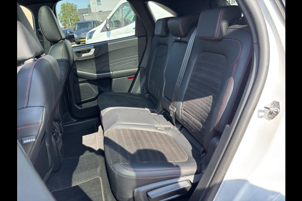 Ford Kuga 2.5 PHEV ST-Line X | 225pk | Trekhaak | Panoramadak | Winter Pack | Adaptieve cruise control | Achteruitrijcamera | Verlengde Fabrieksgarantie t/m 06/2027