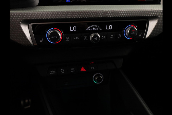 Audi A1 Sportback 40 TFSI edition one 200pk | Automaat | Schuifdak | B&O | Stoelverwarming | ACC | S line | Keyless