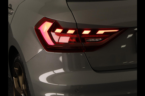 Audi A1 Sportback 40 TFSI edition one 200pk | Automaat | Schuifdak | B&O | Stoelverwarming | ACC | S line | Keyless