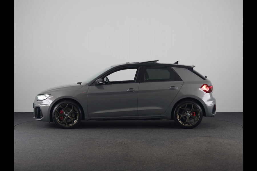 Audi A1 Sportback 40 TFSI edition one 200pk | Automaat | Schuifdak | B&O | Stoelverwarming | ACC | S line | Keyless