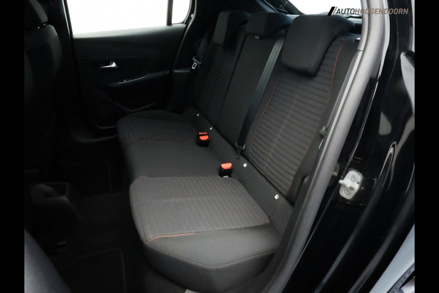 Peugeot 208 1.2 PureTech Active Sport (APPLE CARPLAY,LED VERLICHTING,CLIMATE,CRUISE,LM-VELGEN,SPORTSTOELEN,TOPCONDITIE)