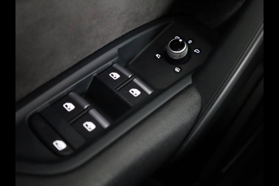Audi Q5 3.0 TFSI SQ5 quattro 354pk | Luchtvering | Panoramadak | Standkachel | ACC | Side assist | Keyless | Matrix LED | Orig. NL auto