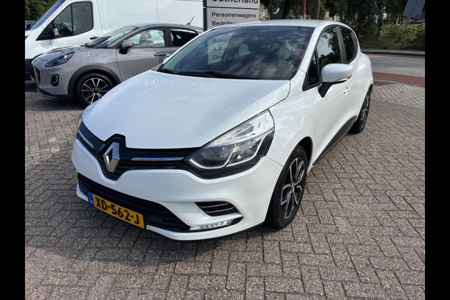 Renault Clio 0.9 TCe Zen 90pk Trekhaak | Airco | Cruise control | Navigatie | Parkeersensoren Achter