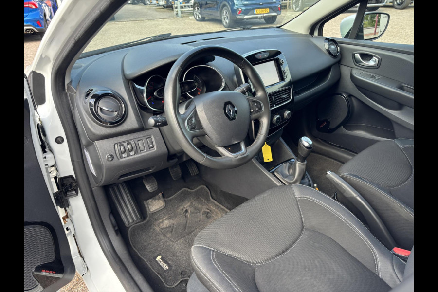 Renault Clio 0.9 TCe Zen 90pk Trekhaak | Airco | Cruise control | Navigatie | Parkeersensoren Achter