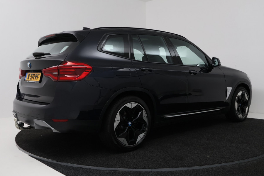 BMW iX3 High Executive 80 kWh SOH 97%(PANO, 360 CAMERA, H/K AUDIO, SFEERVERLICHTING, ADAPTIVE CRUISE, TREKHAAK, AUTOPILOT)