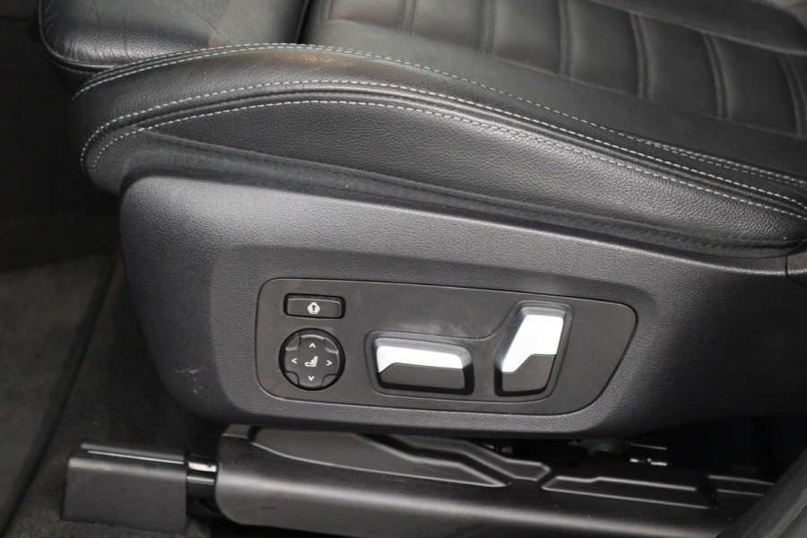 BMW iX3 High Executive 80 kWh SOH 97%(PANO, 360 CAMERA, H/K AUDIO, SFEERVERLICHTING, ADAPTIVE CRUISE, TREKHAAK, AUTOPILOT)