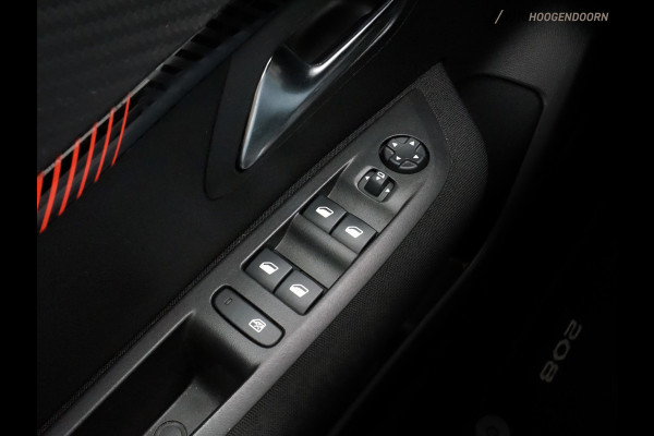 Peugeot 208 1.2 PureTech Active Sport (APPLE CARPLAY,LED VERLICHTING,CLIMATE,CRUISE,LM-VELGEN,SPORTSTOELEN,TOPCONDITIE)