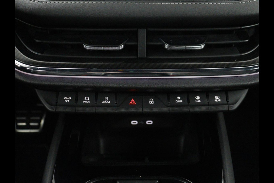 Škoda Enyaq iV 80 Sportline | SOH 93,2% | Leder/alcantara | Stuur/stoelverwarming | Carplay | Sfeerverlichting |  Adaptive cruise | Dodehoek detectie | Camera | Park assist