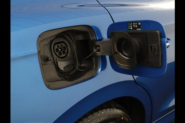 Škoda Enyaq iV 80 Sportline | SOH 93,2% | Leder/alcantara | Stuur/stoelverwarming | Carplay | Sfeerverlichting |  Adaptive cruise | Dodehoek detectie | Camera | Park assist