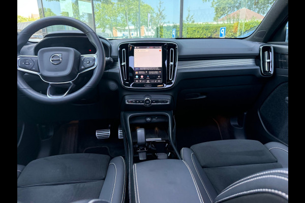 Volvo XC40 Recharge P8 AWD R-Design - Automaat - Alcantara - Pano/Schuifdak - Navi