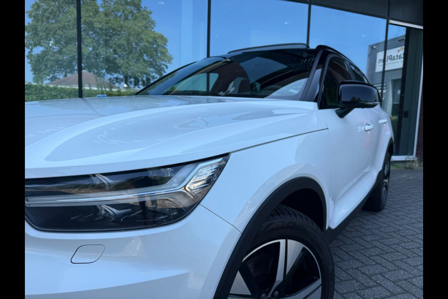 Volvo XC40 Recharge P8 AWD R-Design - Automaat - Alcantara - Pano/Schuifdak - Navi