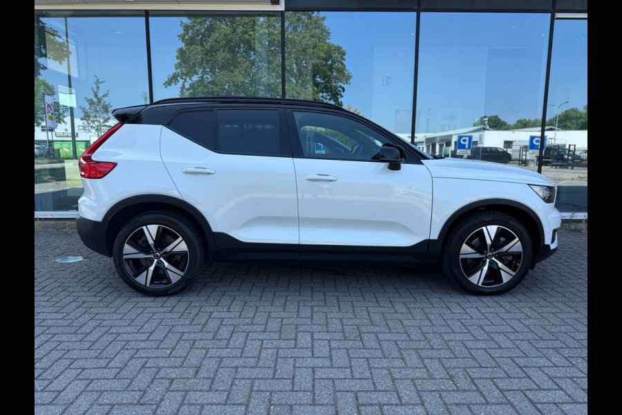 Volvo XC40 Recharge P8 AWD R-Design - Automaat - Alcantara - Pano/Schuifdak - Navi