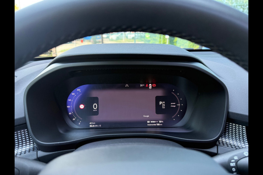Volvo XC40 Recharge P8 AWD R-Design - Automaat - Alcantara - Pano/Schuifdak - Navi