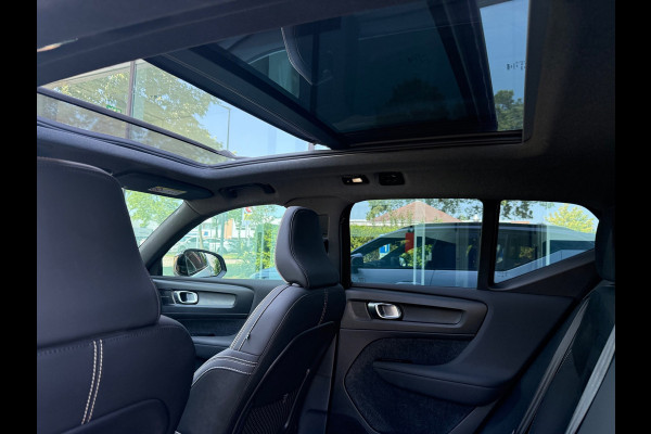 Volvo XC40 Recharge P8 AWD R-Design - Automaat - Alcantara - Pano/Schuifdak - Navi