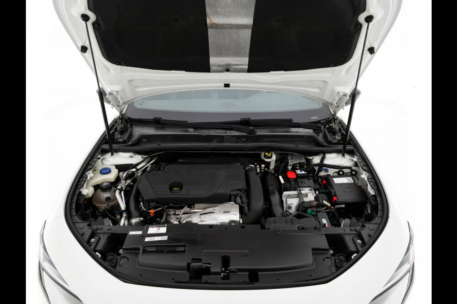 Peugeot 508 SW 1.6 HYbrid GT-Line Pack Business (Plug-in) {SoH-100%} (INCL-BTW) Aut. *PANO | LEATHER-MICROFIBRE | FOCAL®-AUDIO | FULL-LED | CRUISE-ADAPT. | BLINDSPOT | DAB | DIGI-COCKPIT | HEATED-SPORTSEATS | CAMERA | NAVI | SHIFTPADDLES | PRIVACY-GLASS | ...