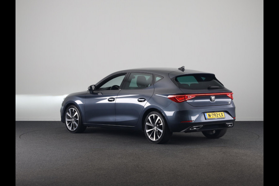 Seat Leon 1.5 eTSI FR Launch Edition Full map navigatie | Dodehoek detectie | Adaptive Cruise Control | 18 inch lm-velgen | Apple Car Play / Android Auto | Rijstrooksensor met correctie | Climat Control