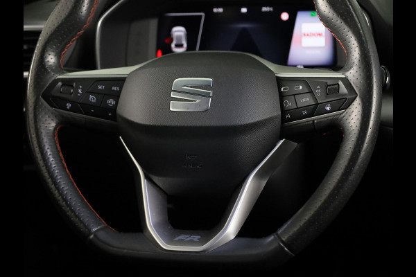 Seat Leon 1.5 eTSI FR Launch Edition Full map navigatie | Dodehoek detectie | Adaptive Cruise Control | 18 inch lm-velgen | Apple Car Play / Android Auto | Rijstrooksensor met correctie | Climat Control