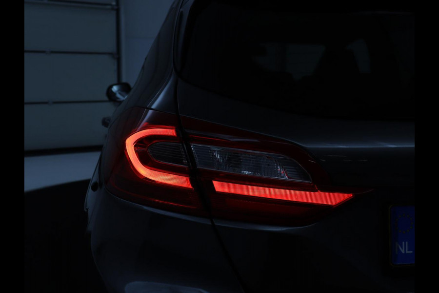 Ford Fiesta 1.0 EcoBoost Vignale | Panoramadak | Leder | Stuur/stoelverwarming | B&O sound | Climate control | Dodehoek detectie | Adaptive Cruise | Camera | Park assist |