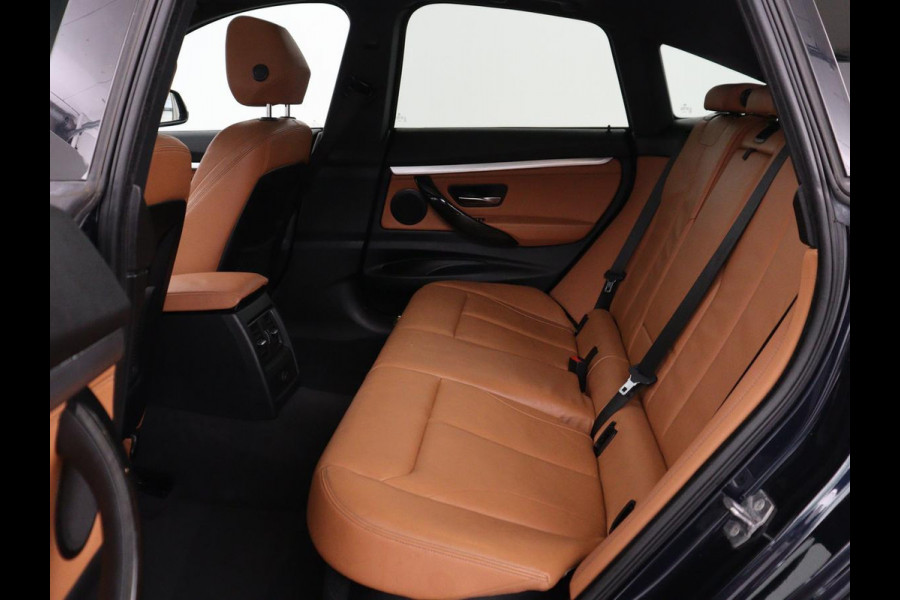 BMW 3-serie Gran Turismo 320i xDrive High Executive Edition | Panoramadak | Elec. Trekhaak | Leder | Memory | Stoelverwarming | Camera | Park assist | Cruise control | 19''