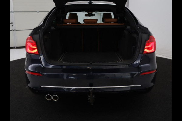 BMW 3-serie Gran Turismo 320i xDrive High Executive Edition | Panoramadak | Elec. Trekhaak | Leder | Memory | Stoelverwarming | Camera | Park assist | Cruise control | 19''